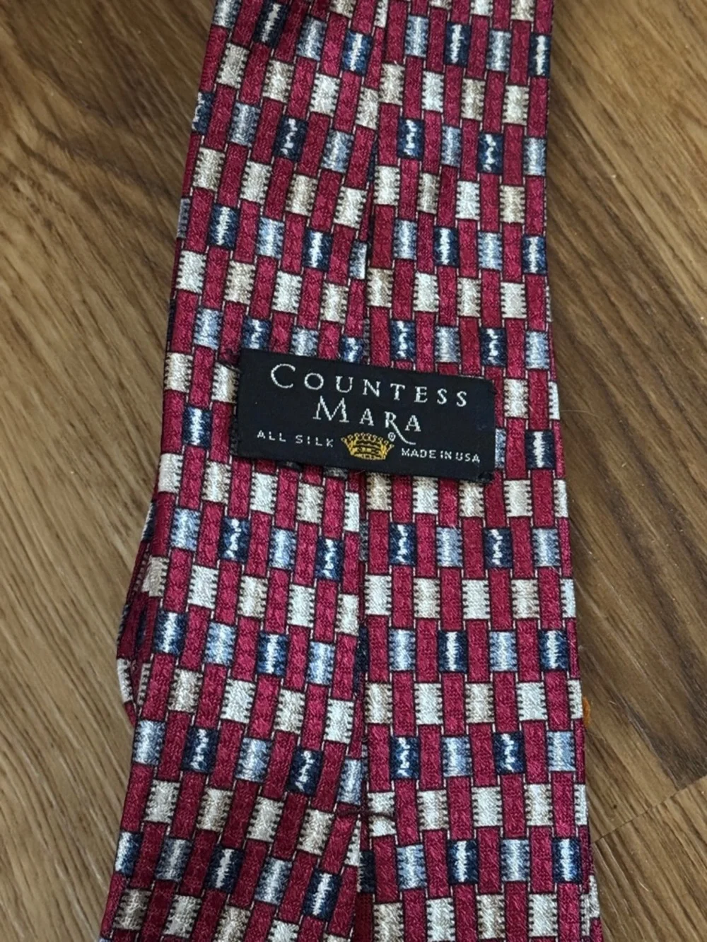 Men's Burgandy Red Patterned Tie - Silk USA Countess Mara Vintage